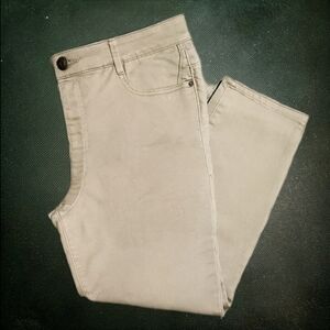 G. H. Bass & Co Ankle Khakis Size 16